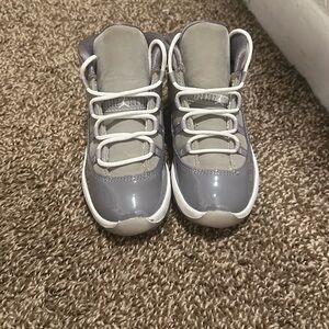 Jordan Kids Sneakers in Gray and White
